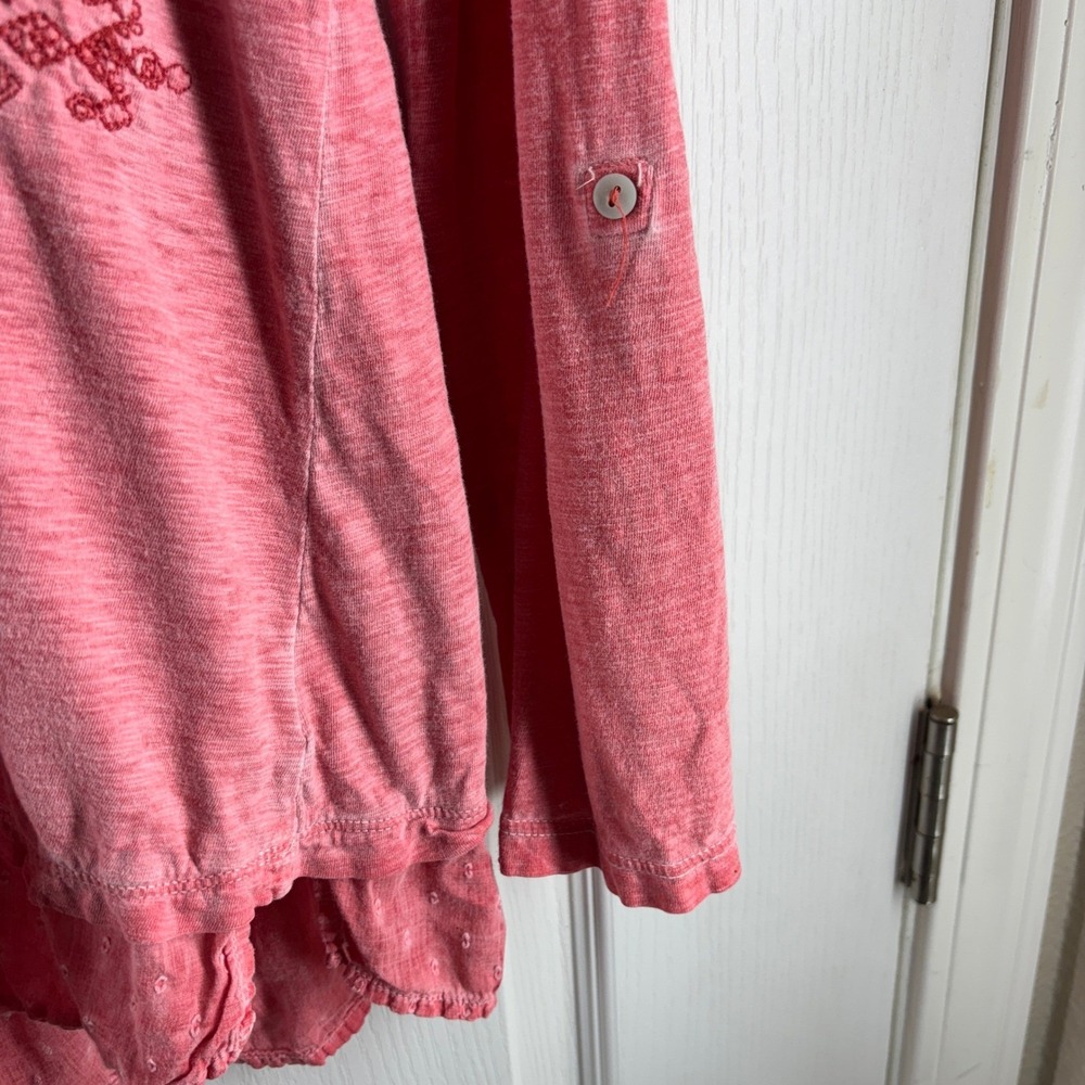 Style & Co Pink Embroidered Henley Top Roll Tab Sleeve Smocked Back Medium - Picture 6 of 8